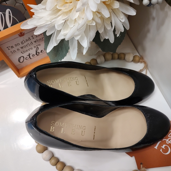 🖤GUC Something Bleu Italian Black Patent Leather Round Toe Pumps, 8 - Picture 8 of 13